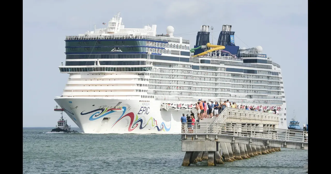 Man Overboard Norwegian Cruise Line