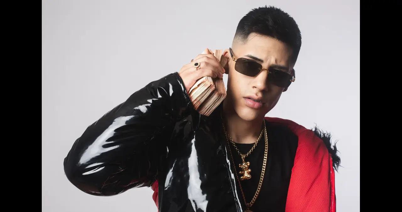 ris MJ Height: Unveiling the Stature of Chile's Reggaeton Sensation1 ris MJ Height: Unveiling the Stature of Chile's Reggaeton Sensation1
